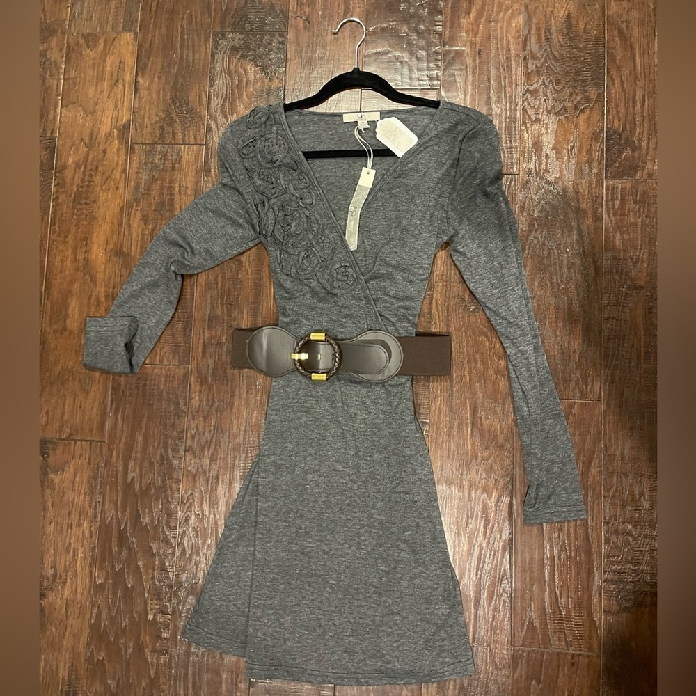 Ya brand belt dress NWT size M